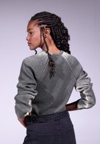 YOURTURN UNISEX - Pulover - black/off-white