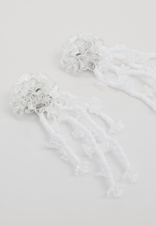 BERTONE - Earrings - transparent3