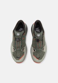 Dynafit ULTRA PRO 2 - Trail hardloopschoenen - yerba/thyme