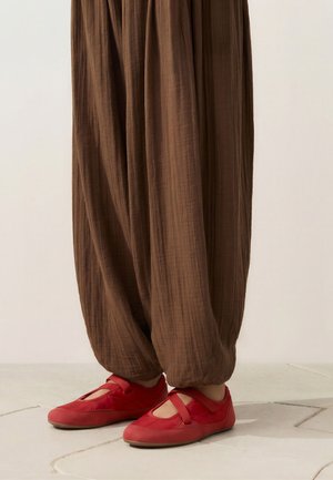 OYSHO, MINIMAL - Babies - red