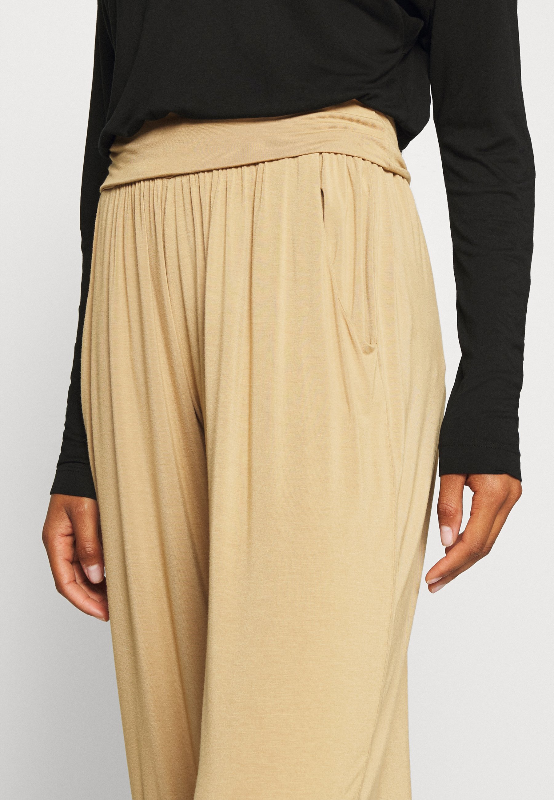 Yanıt olarak Sal onay harem pants zalando - molliecoday.com