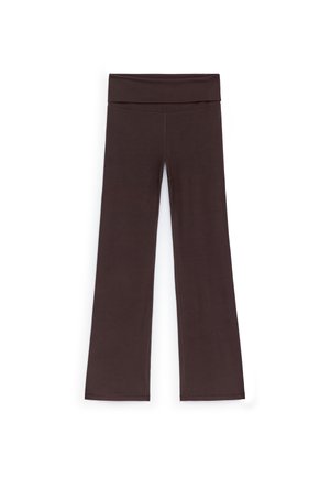 Braune ausgestellte Leggings aus dehnbarem Stoff mit einem breiten, flachen Bund und glatter Textur. Einfaches Design, keine sichtbaren Muster oder Akzente.