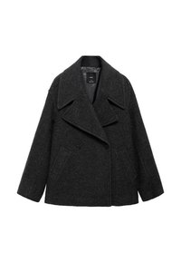 Cappotto di lana grigio scuro con ampio colletto, chiusura doppiopetto e due tasche laterali. Presenta un tessuto testurizzato e una vestibilità rilassata.