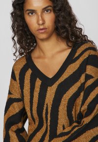 VILA VICILIA  - Pulover - black