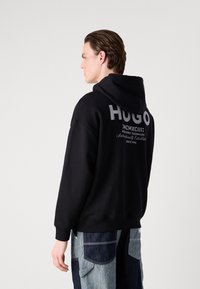 HUGO NAZARDO - Mikina - black