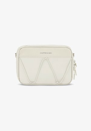Kapten & Son schoudertas in lichtbeige, met textuur en hexagonaal patroon. Voorzien van een ritszijd sluiting en elastische details aan de voorkant.