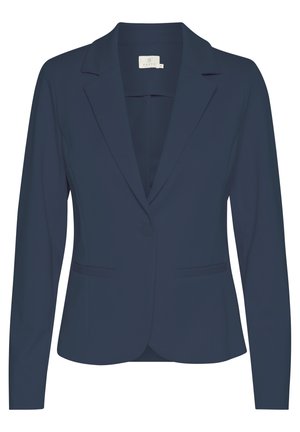 Marinblå blazer i mjukt tyg, med slagkrage, enkel knappstängning, två framfickor och en skräddarsydd passform.