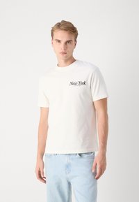 Calvin Klein Jeans NEW YORK SCRIPT TEE - T-shirt print - ivory