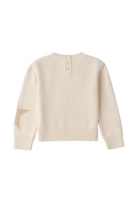Pull en maille de couleur crème avec une étoile beige sur le bras gauche, un col côtelé et une fermeture à boutons dans le dos.
