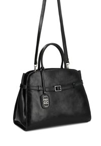 Melnas ādas rokassoma ar divām rokturām, noņemamu plecu siksnu, mirdzošiem sudraba aksesuāriem un taisnstūrveida formu ar gludu virsmu.