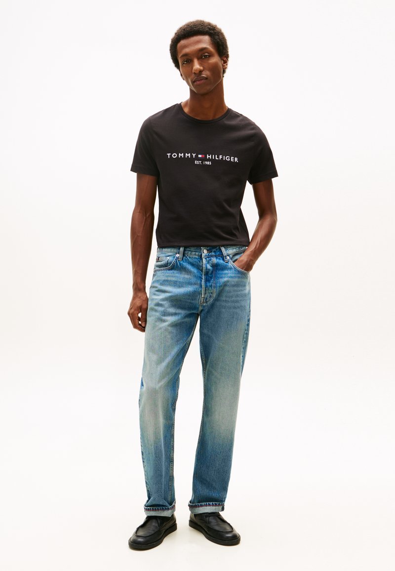 Tommy Hilfiger CORE LOGO TEE - Triko s potiskem - black