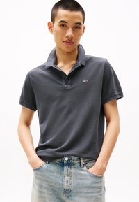 Tommy Jeans - ESSENTIAL - Polo - washed black Immagine in miniatura 1