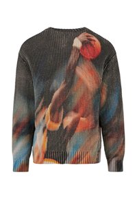 Sweter dzianinowy z kolorowym wzorem oraz fakturowanym, prążkowanym uchem. Dominującymi kolorami są czerń, pomarańcz i niebieski, z graficznym motywem.