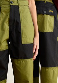 Stan Ray PANT UNISEX - Calças - olive/black