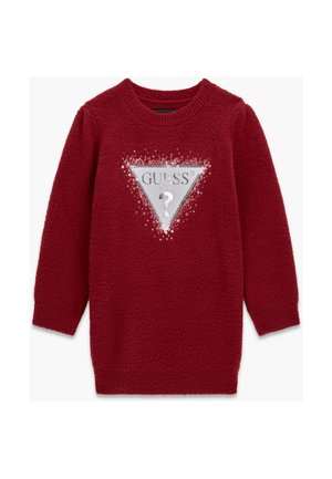 Pull rouge à manches longues et en tissu duveteux avec un triangle argenté et un logo "GUESS?" décoré de petites paillettes brillantes à l'avant.