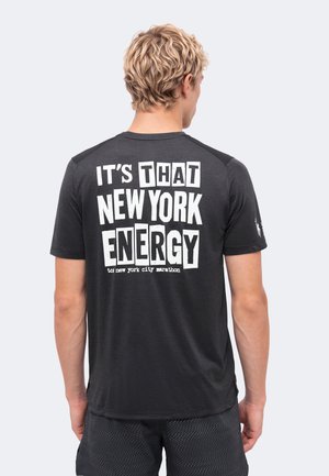 New Balance, NYC MARATHON ATHLETICS GRAPHIC  - Спортна тениска - black