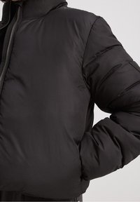 NA-KD Vinterjacka - black