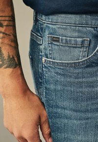 Next AUTHENTIC - Kavbojke na korenček - mid blue tint