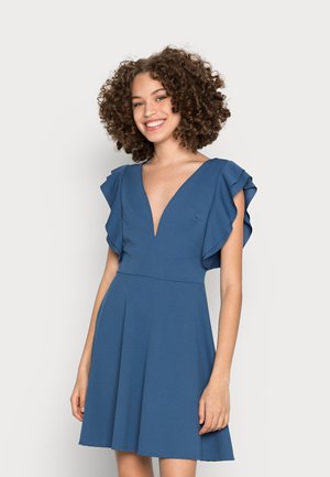 LUCIA RUFFLE SLEEVE SKATER DRESS - Robe en jersey - denim