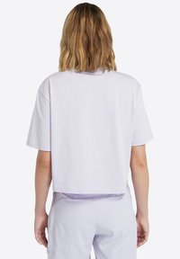 Timberland SHORT SLEEVE TEE - Triko s potiskem - pastel lilac