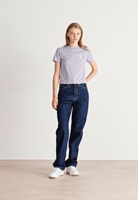 Calvin Klein Jeans SMALL MONOLOGO BABY TEE - Základné tričko - lavender aura