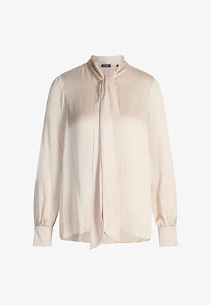 Beige zijden blouse met een tunnelkraagontwerp, lange mouwen en licht opgeblazen manchetten. Gladde textuur met subtiele glans.