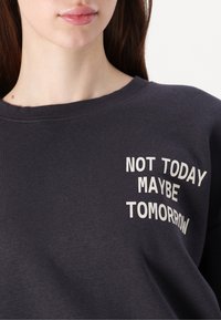 Noisy May NMARYA O NECK - Φούτερ - obsidian