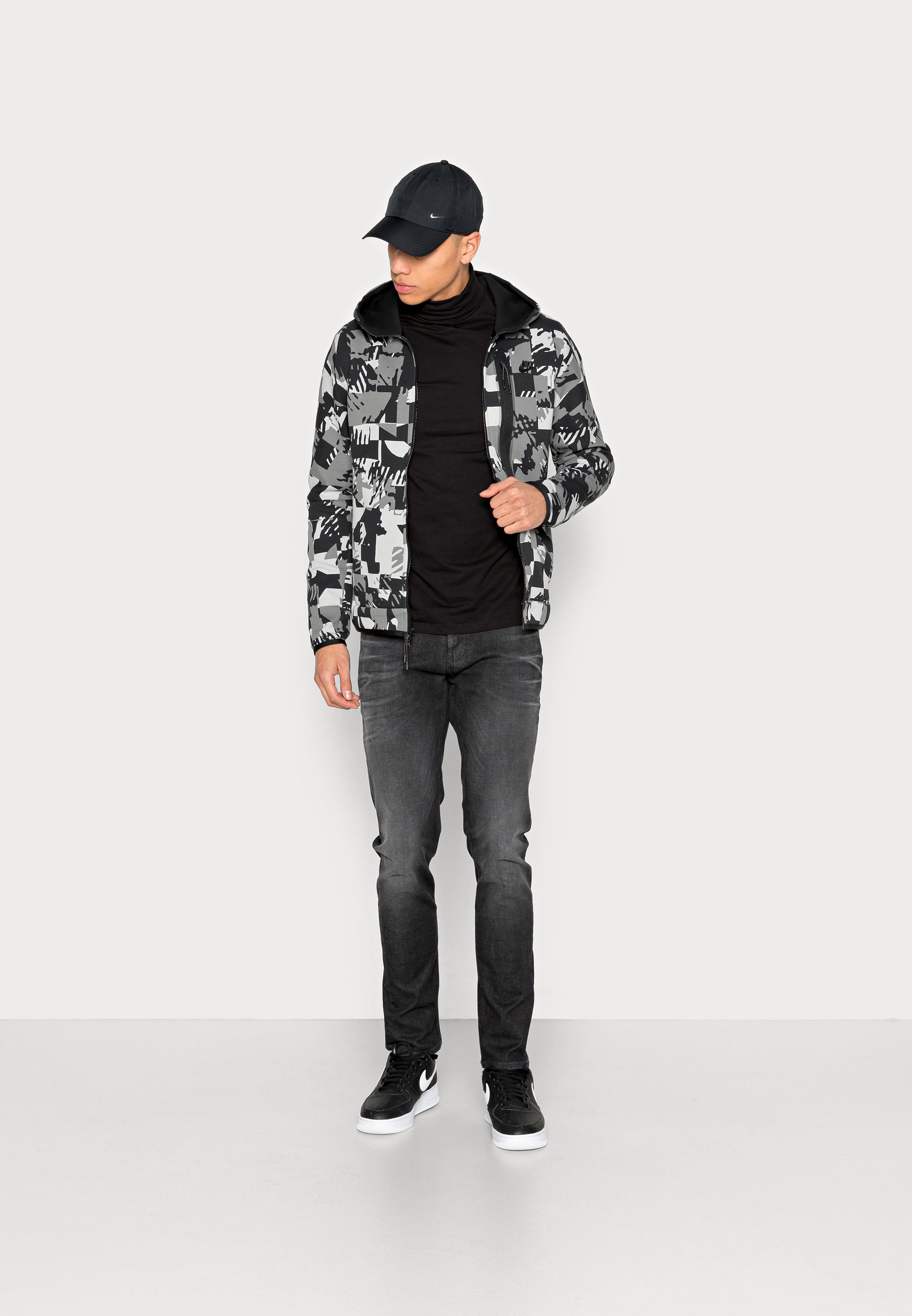 Nike Sportswear HOODIE - Giacca leggera - smoke grey/black/grigio -  Zalando.it