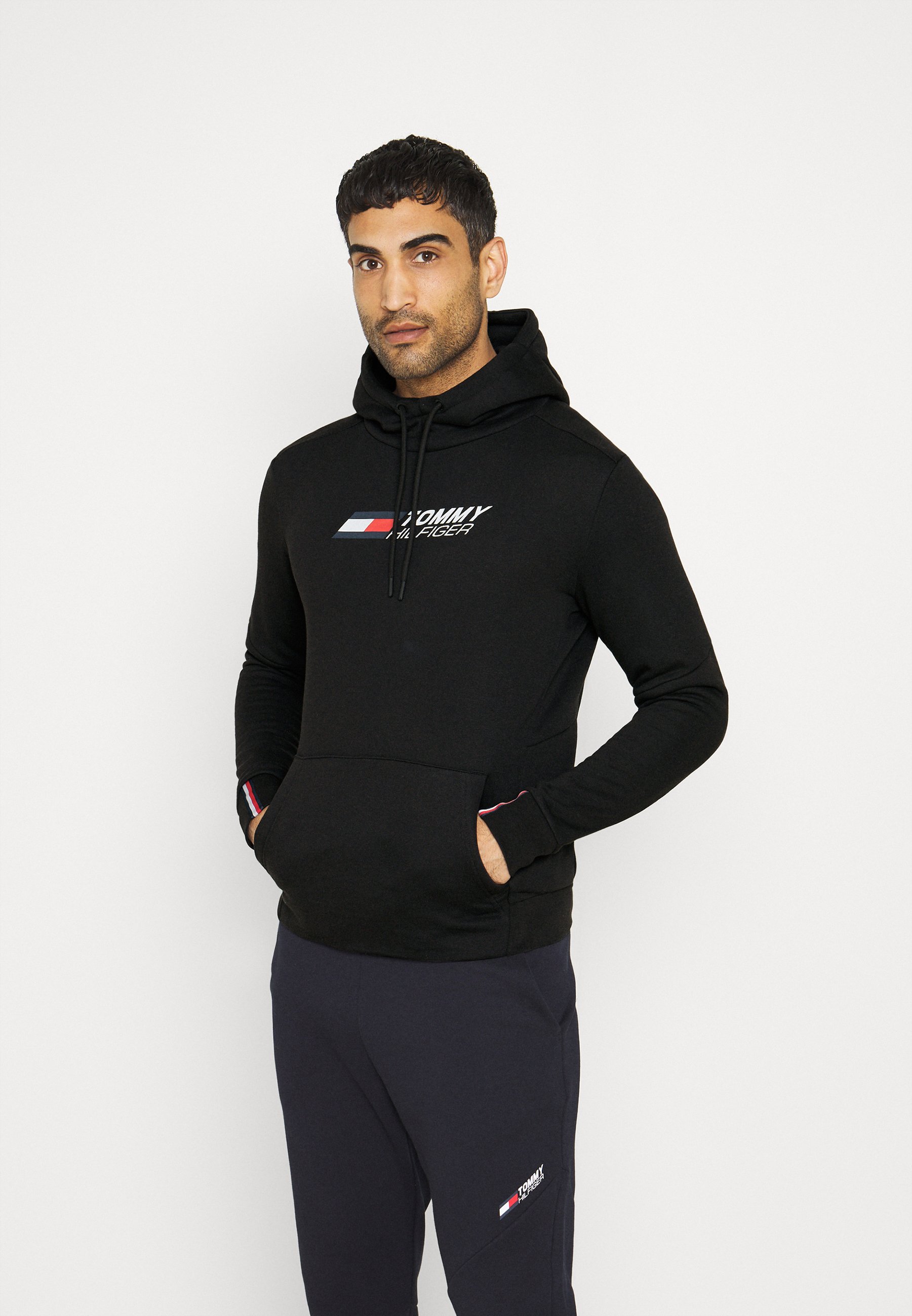 Herren LOGO HOODY - Kapuzenpullover Herren LOGO HOODY - Kapuzenpullover