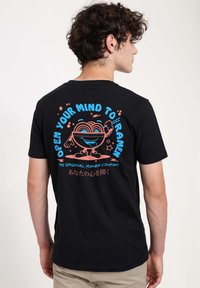 Henry Tiger - T-shirt z nadrukiem
