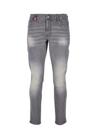 Jeans de mezclilla gris con un acabado deslavado. Cuenta con cinco bolsillos, una cremallera en la bragueta y una pequeña etiqueta roja en la cinturilla. Diseño ajustado.