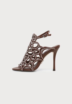 Steve Madden, POPUP - Сандали с висок ток - brown