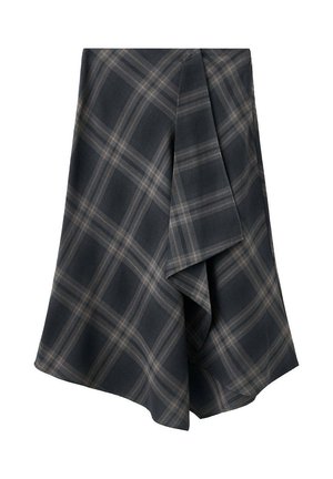 Falda de cuadros gris oscuro con diseño asimétrico envolvente y paneles delanteros superpuestos.
