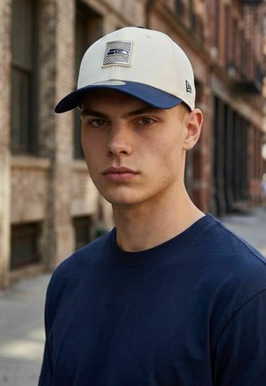 New Era, 9SEVENTY STRETCH  TRAINING SEATTLE SEAHAWKS - Pet - beige