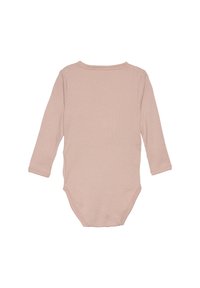 Langsleeve bodysuit gemaakt van zacht roze ribstof, met een ronde halslijn en een drukknoopsluiting onderaan voor eenvoudig aan- en uittrekken.