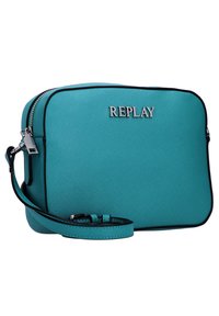 Tyrkysová obdélníková taška přes rameno s černými detaily, stříbrným zipem, nastavitelným popruhem a stříbrným logem "REPLAY" na přední straně.