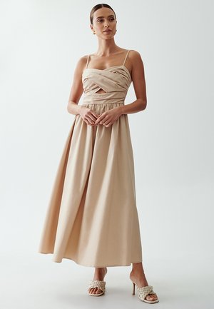 THE FATED TAYLOR TWIST - Maxi dress - sand