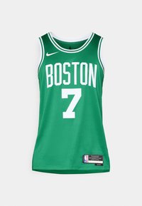 Grøn basketballtrøje med hvid skrift. Har "BOSTON" og nummeret "7." Lavet af åndbart mesh-materiale, med et Nike-logo og mærkat.