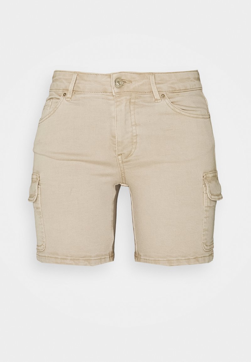 Beiga cargoshorts med fyra fickor, tillverkade av bomullsblandat material. Har en knappstängning fram och bälteslopp.