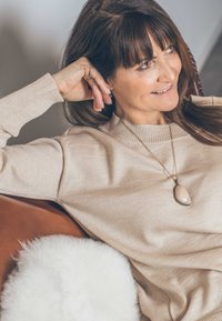 YOU LOOK PERFECT BELLA - MERINO LONG SLEEVE SWEATER WITH ROUND NECK - Strickpullover - beige