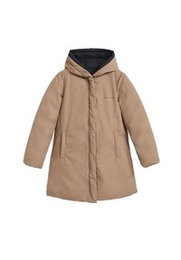 Brun vadderad jacka med huva, med dragkedja fram, två sidofickor och svart foder. "POLO CLUB"-logotyp tryckt på bröstet.