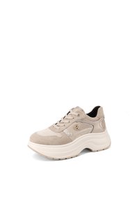Sneaker beige con tomaia in suede, pannelli in tessuto testurizzato, collare imbottito e suola bianca spessa. Presenta chiusura con lacci e dettaglio del logo in metallo.