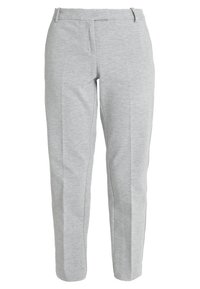 Pantaloni grigi, aderenti, realizzati in tessuto morbido, con una texture liscia. Presentano tasche laterali e una gamba dritta. Inclusi passanti per la cintura.