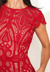 Lipsy CAP SLEEVE PEPLUM REGULAR FIT - Vardagsklänning - red