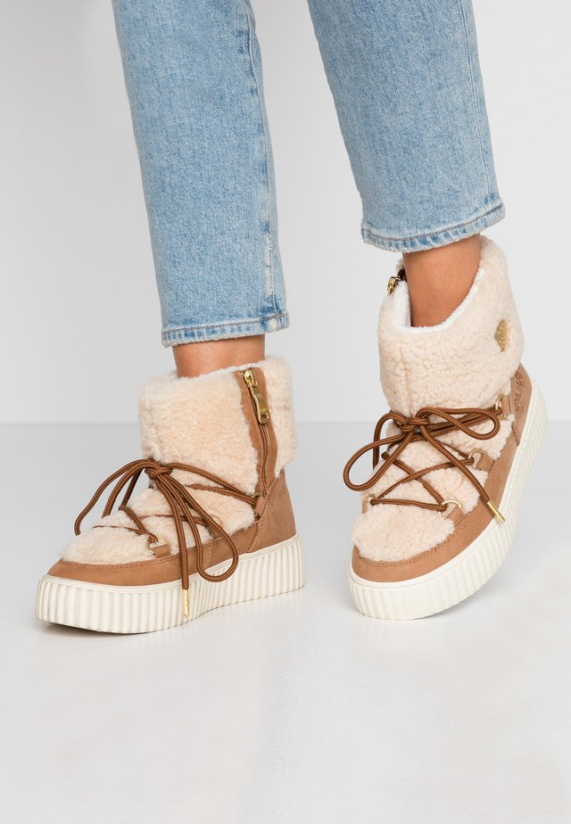 CERIA - Platform ankle boots - church