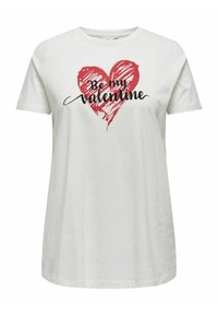 Tricou alb din bumbac cu un grafic în formă de inimă roșie și text negru care spune "Fii Valentine-ul meu." Mâneci scurte și un design lejer.