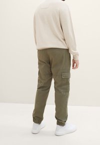 TOM TAILOR Cargobyxor - olive