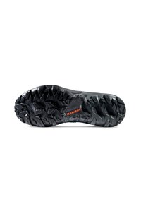 Schwarze Gummisohle mit tiefen Profilen für besseren Halt. Mit erhöhten Stollen und orangefarbener "MAMMUT"-Markierung. Glatte Oberfläche.
