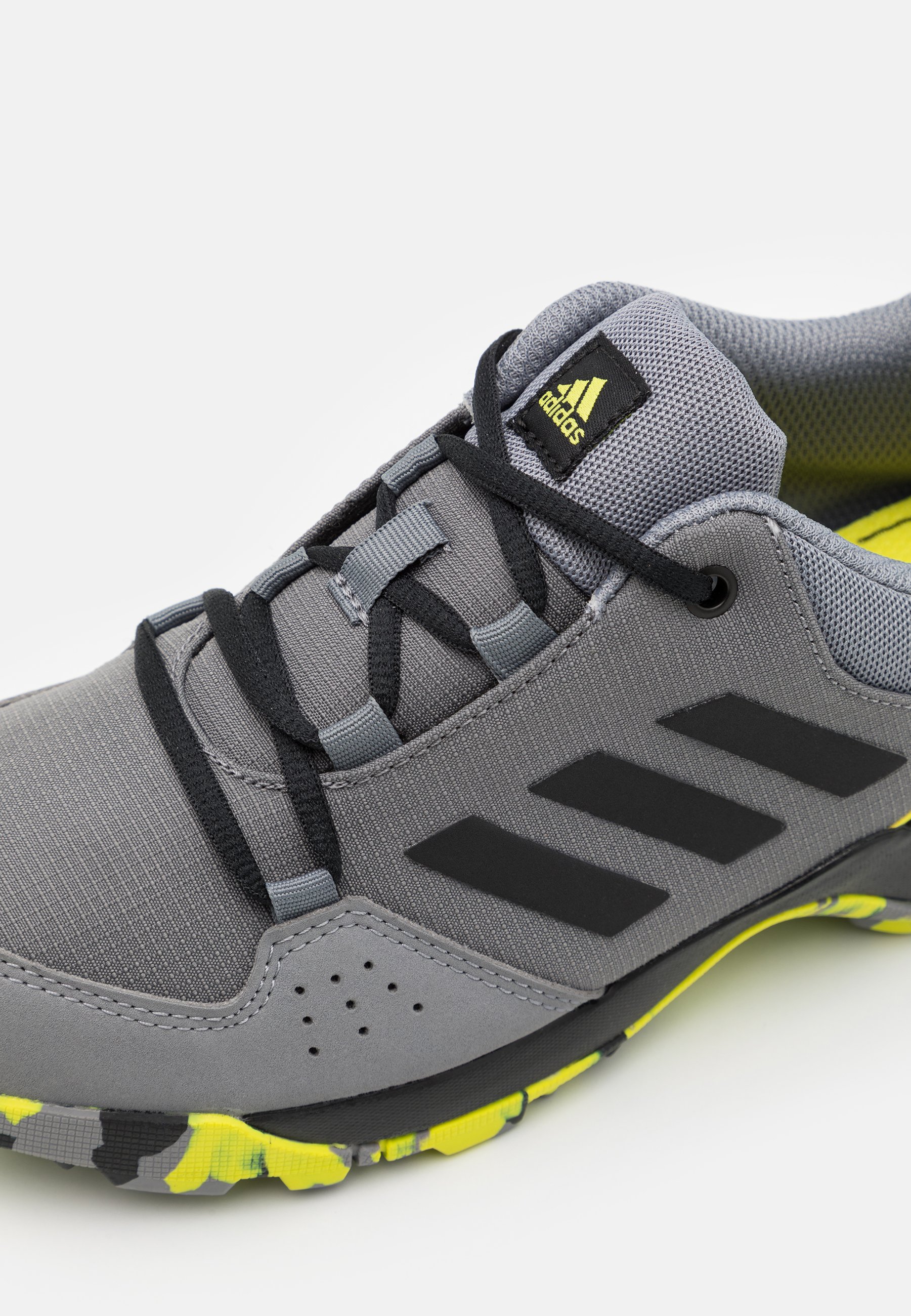 Footwear adidas - Terrex Hyperhiker Low K FX4191 Wilpin/Cblack/Scrora -  Unisex | efootwear.eu