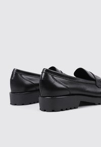 Sandra Fontán Zapatos sin cordones - black